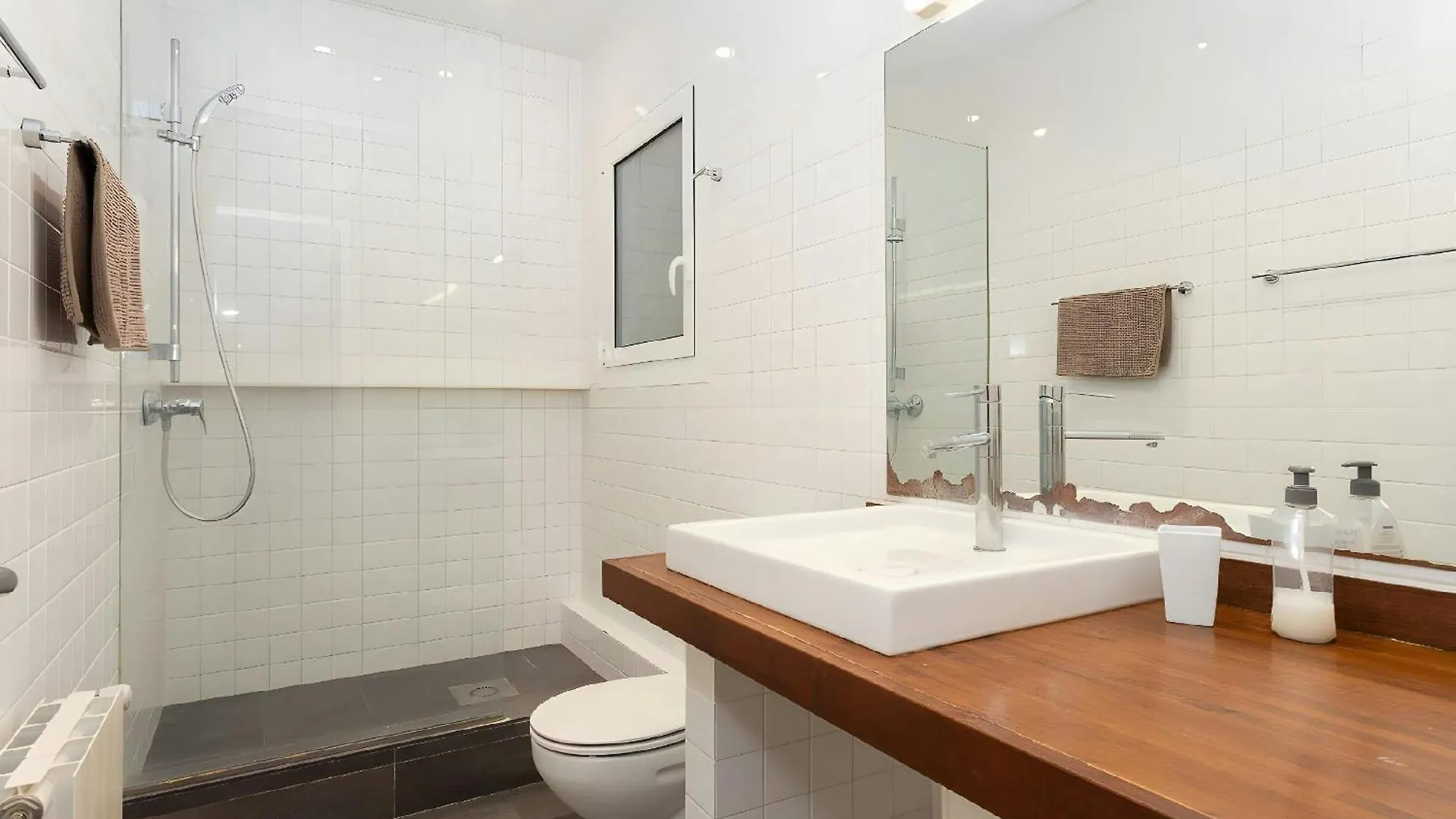 Filmoteca Sarria 1- Wifi Quiet Bright Comfi Spain