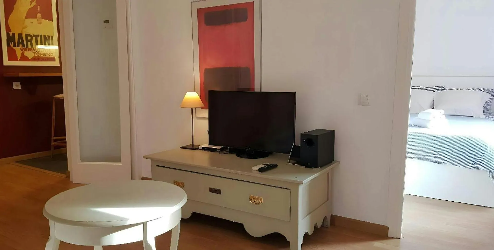 Filmoteca Sarria 1- Wifi Quiet Bright Comfi Apartment