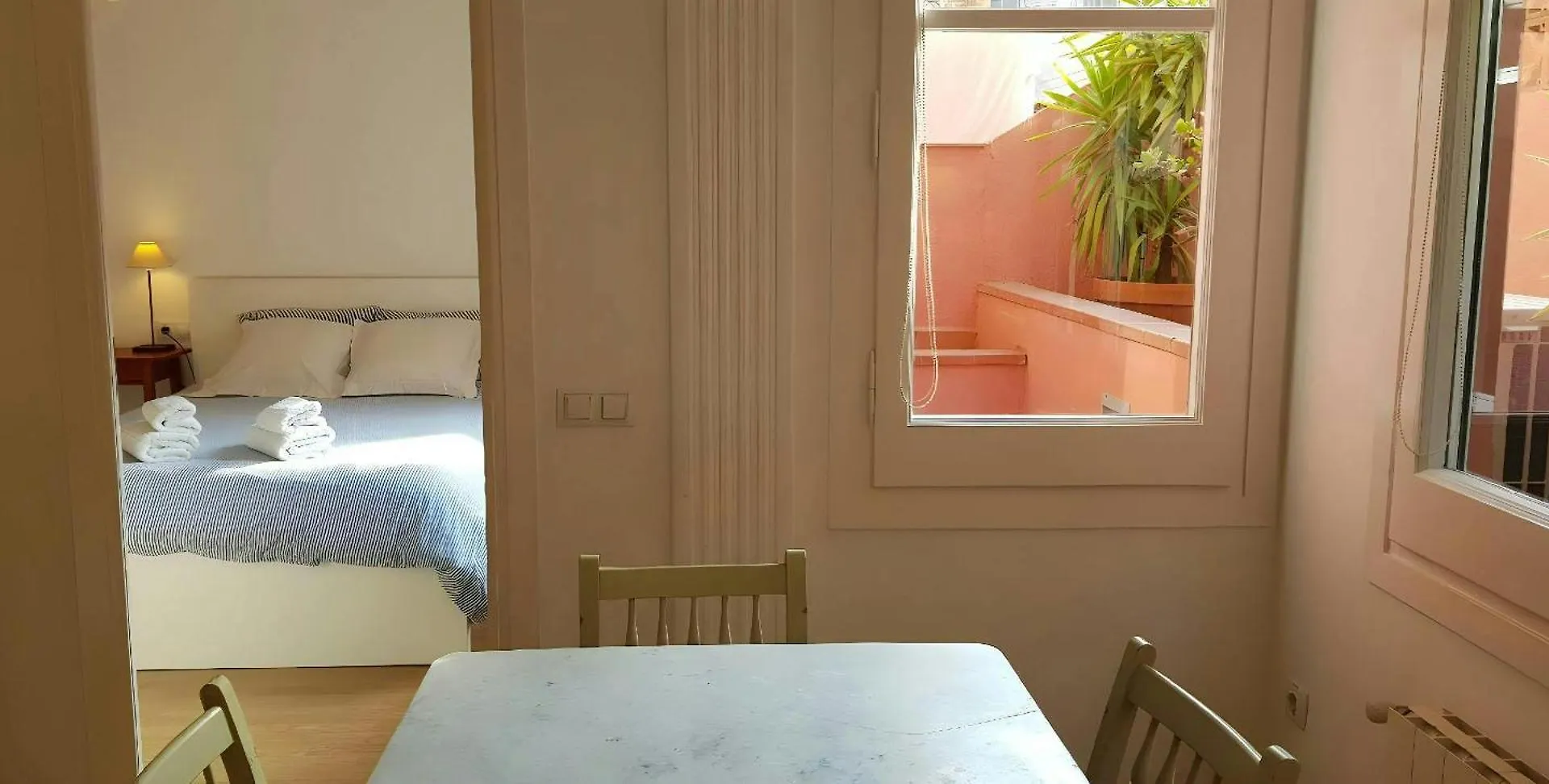 Filmoteca Sarria 1- Wifi Quiet Bright Comfi Apartment